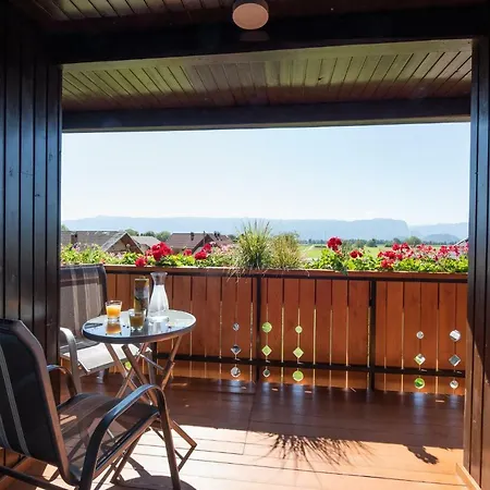 Lejlighed & Pristov *