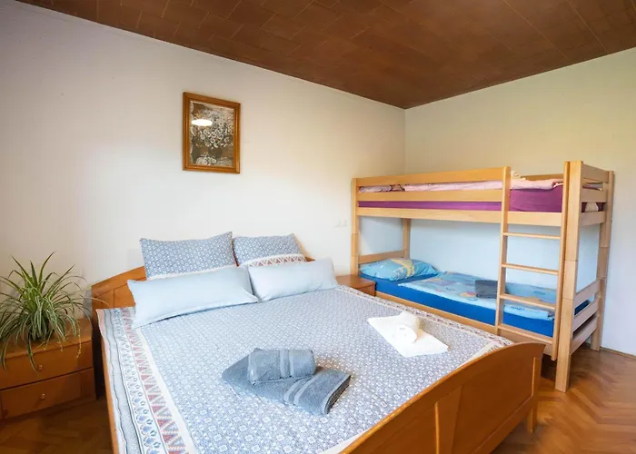 Apartment & Pristov *